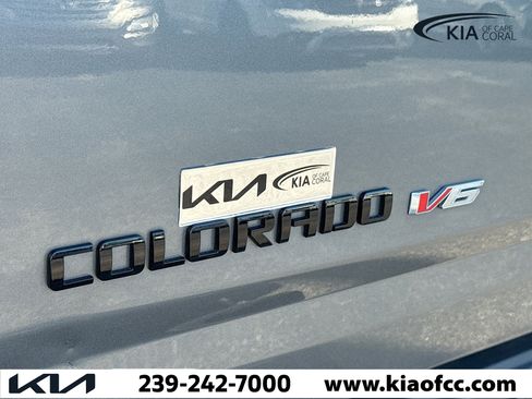 Used 2020 Chevrolet Colorado Z71 image 12