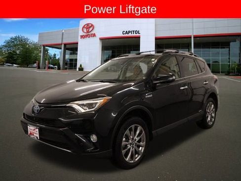 Used 2017 Toyota RAV4 Limited image 6