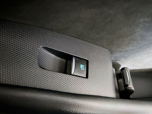 Used 2023 Ford Mustang Mach-E GT image 31