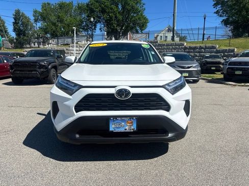 Used 2024 Toyota RAV4 LE AWD/4WD image 2