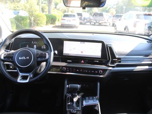 Used 2023 Kia Sportage EX FWD image 23