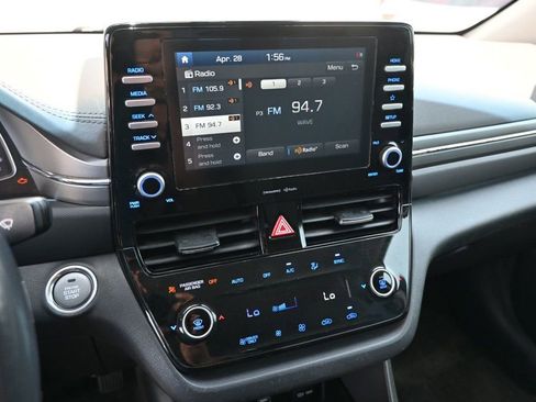 Used 2020 Hyundai Ioniq SE FWD image 8
