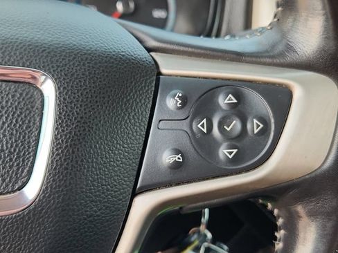 Used 2022 GMC Canyon Denali AWD/4WD image 18