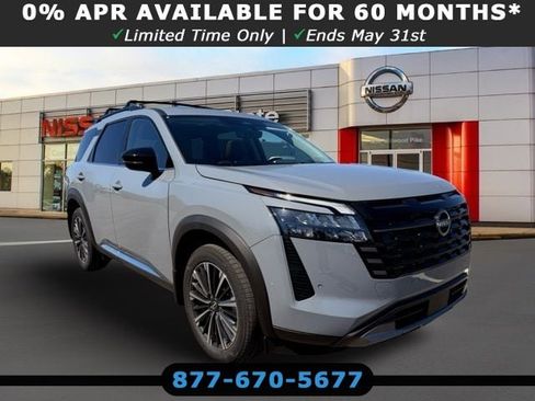 New 2026 Nissan Pathfinder Platinum w/ Cargo Package AWD/4WD image 1