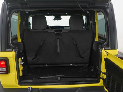 Used 2024 Jeep Wrangler Sport S image 18