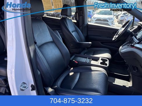 Used 2024 Honda Odyssey Sport image 17