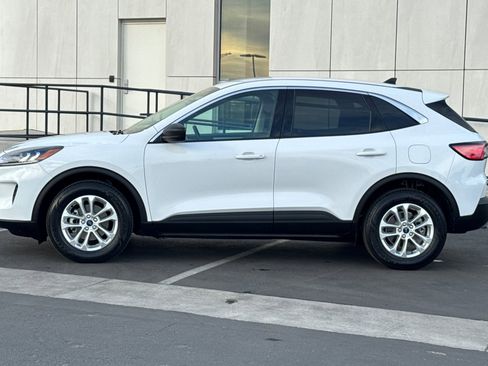 Certified 2022 Ford Escape SE w/ Convenience Package image 6