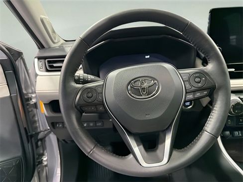 Used 2024 Toyota RAV4 Limited image 15