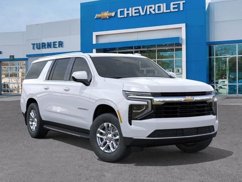 New 2026 Chevrolet Suburban LS AWD/4WD image 7