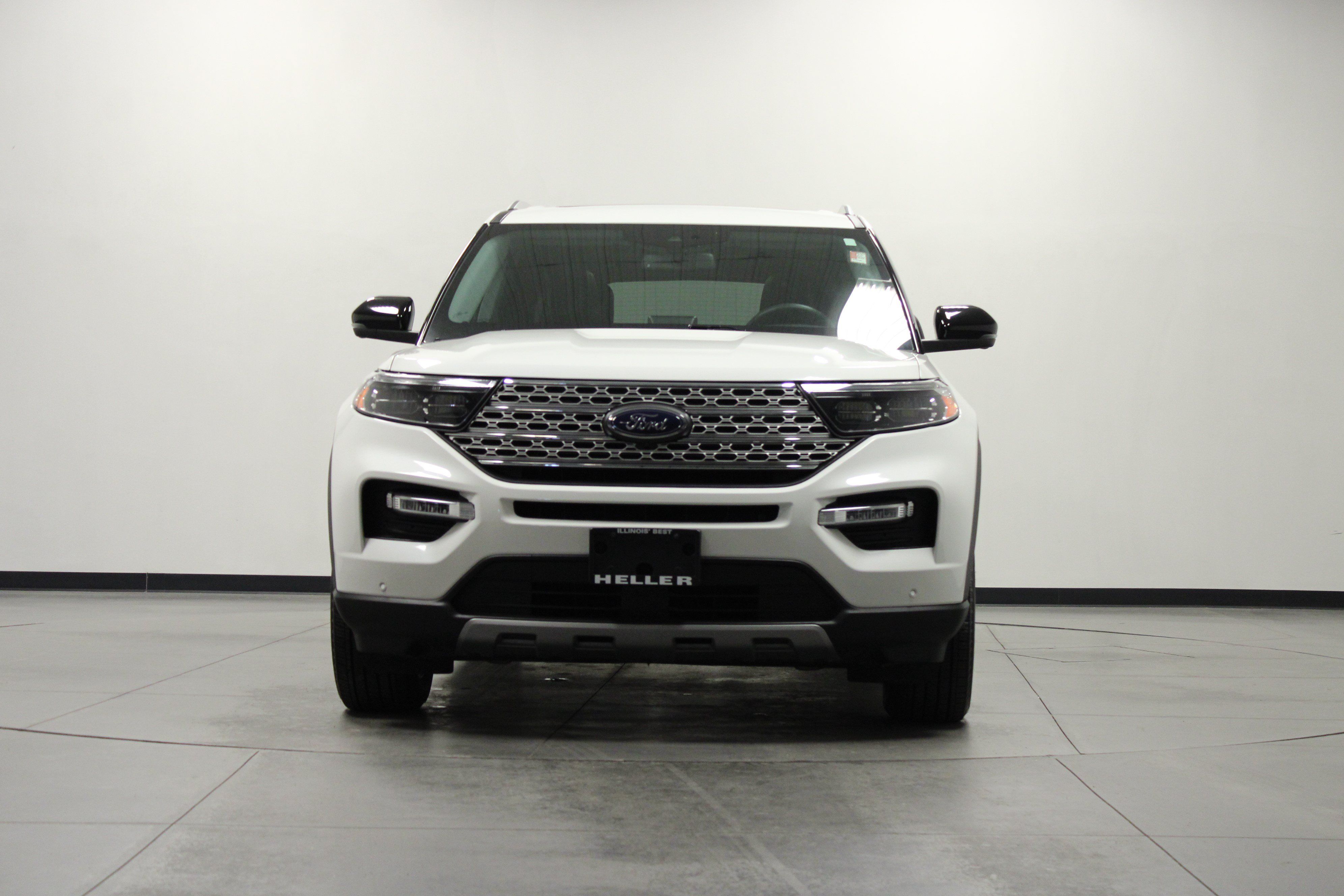 Used 2023 Ford Explorer Limited w/ Limited Technology Package AWD/4WD image 9