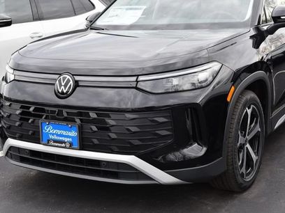 New 2026 Volkswagen Tiguan SE
