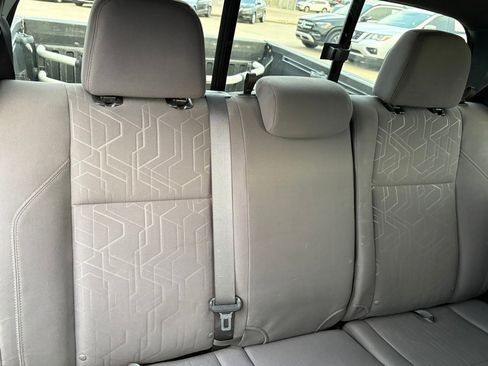 Used 2018 Toyota Tacoma TRD Sport image 39