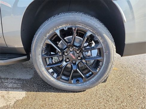 New 2026 GMC Yukon XL Elevation image 29