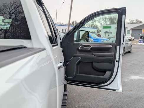 Used 2024 Chevrolet Silverado 2500 LTZ w/ Snow Plow Prep/Camper Package image 44