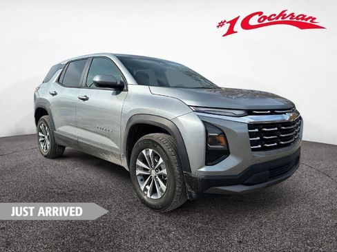 Certified 2025 Chevrolet Equinox LT image 1