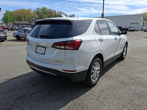 Used 2024 Chevrolet Equinox LT AWD/4WD image 7