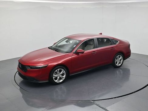 Used 2024 Honda Accord LX image 41