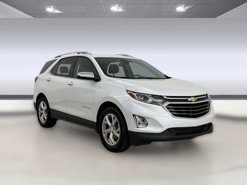 Used 2018 Chevrolet Equinox Premier FWD image 7