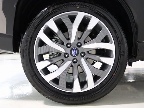 Used 2025 Subaru Forester Touring image 75