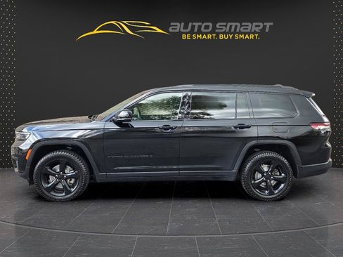 Used 2022 Jeep Grand Cherokee L Laredo AWD/4WD image 2