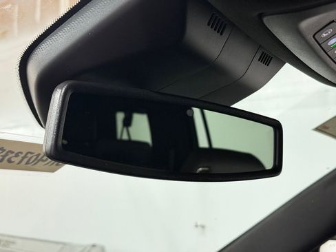 New 2025 Cadillac Escalade ESV Luxury image 15