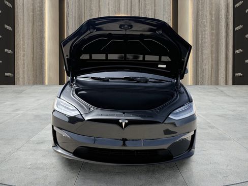 Used 2023 Tesla Model X image 14