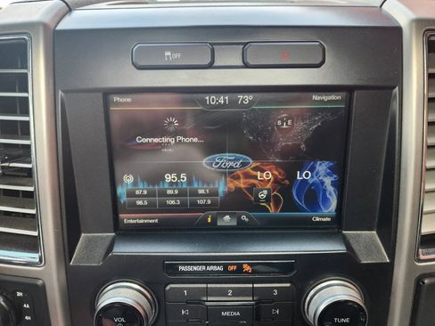 Used 2015 Ford F150 Platinum w/ Trailer Tow Package AWD/4WD image 17