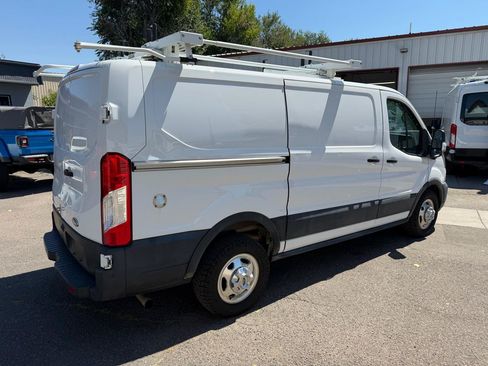 Used 2022 Ford Transit 250 Low Roof AWD image 3
