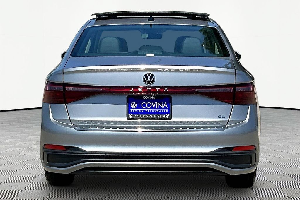 New 2026 Volkswagen Jetta SE FWD image 5