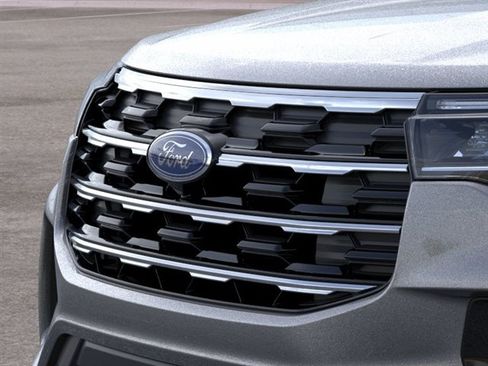 New 2026 Ford Explorer Active w/ Active Comfort Package AWD/4WD image 17