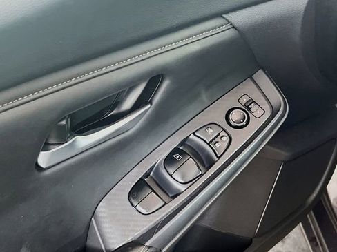 Used 2024 Nissan Sentra SV image 17