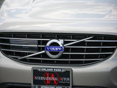Used 2015 Volvo XC60 T6 Platinum AWD/4WD image 35