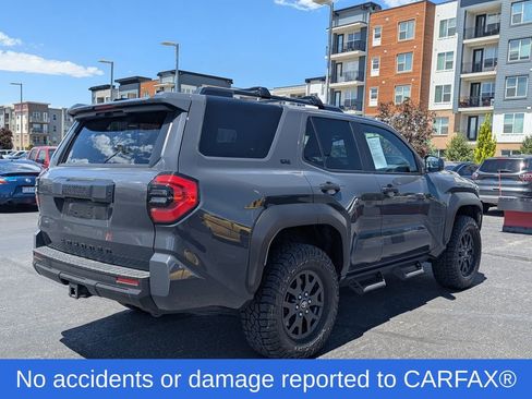 Used 2025 Toyota 4Runner SR5 AWD/4WD image 4