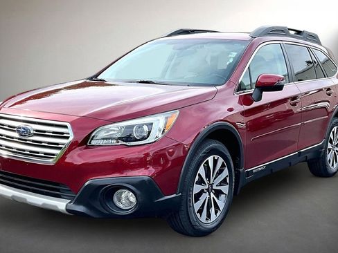 Used 2016 Subaru Outback 2.5i Limited AWD/4WD image 3