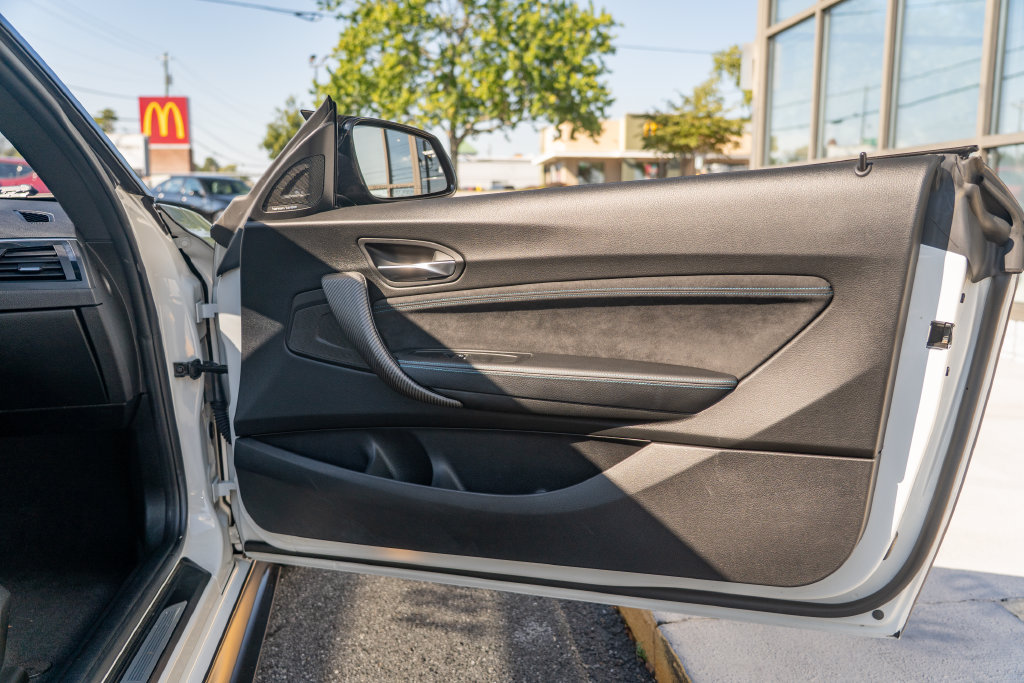 Used 2018 BMW M2 RWD image 21