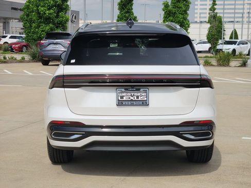 Used 2024 Lincoln Nautilus Black Label AWD/4WD image 6
