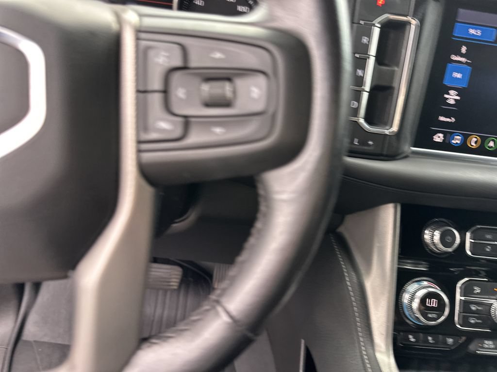Used 2021 GMC Yukon Denali w/ Denali Premium Package AWD/4WD image 11