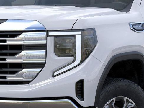 New 2026 GMC Sierra 1500 SLE RWD image 10
