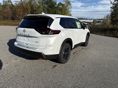 New 2026 Nissan Rogue SV image 7