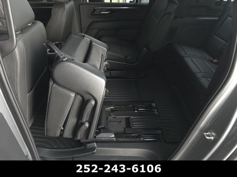 Used 2026 Chevrolet Suburban Z71 w/ Comfort Package AWD/4WD image 37