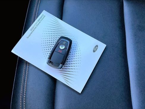 Certified 2024 Ford Bronco Badlands w/ Sasquatch Package image 14