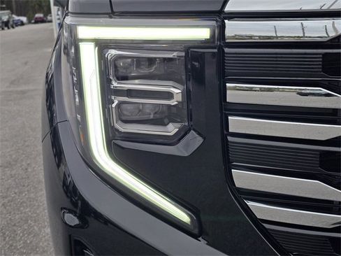 New 2026 GMC Sierra 1500 SLT w/ SLT Premium Plus Package image 11