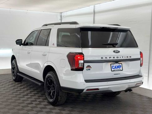 Used 2023 Ford Expedition Timberline image 4