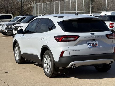 New 2026 Ford Escape Active image 28