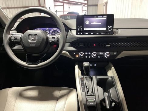 Used 2024 Honda Accord EX image 23