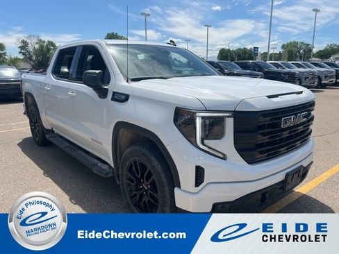 Used 2023 GMC Sierra 1500 Elevation AWD/4WD image 1