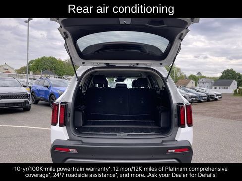Certified 2023 Kia Sorento S AWD/4WD image 15