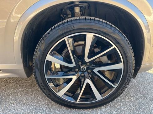 Certified 2024 Volvo XC90 B6 Plus w/ Protection Package Premier image 12