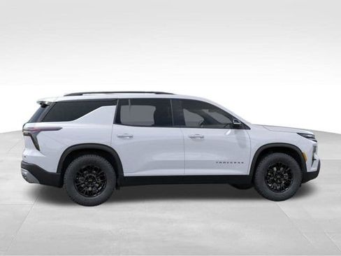 New 2026 Chevrolet Traverse Z71 w/ Enhanced Driving Package AWD/4WD image 5