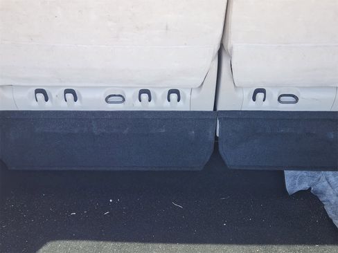 Used 2021 Chrysler Pacifica Limited w/ Premium & Safety Sphere Group image 31